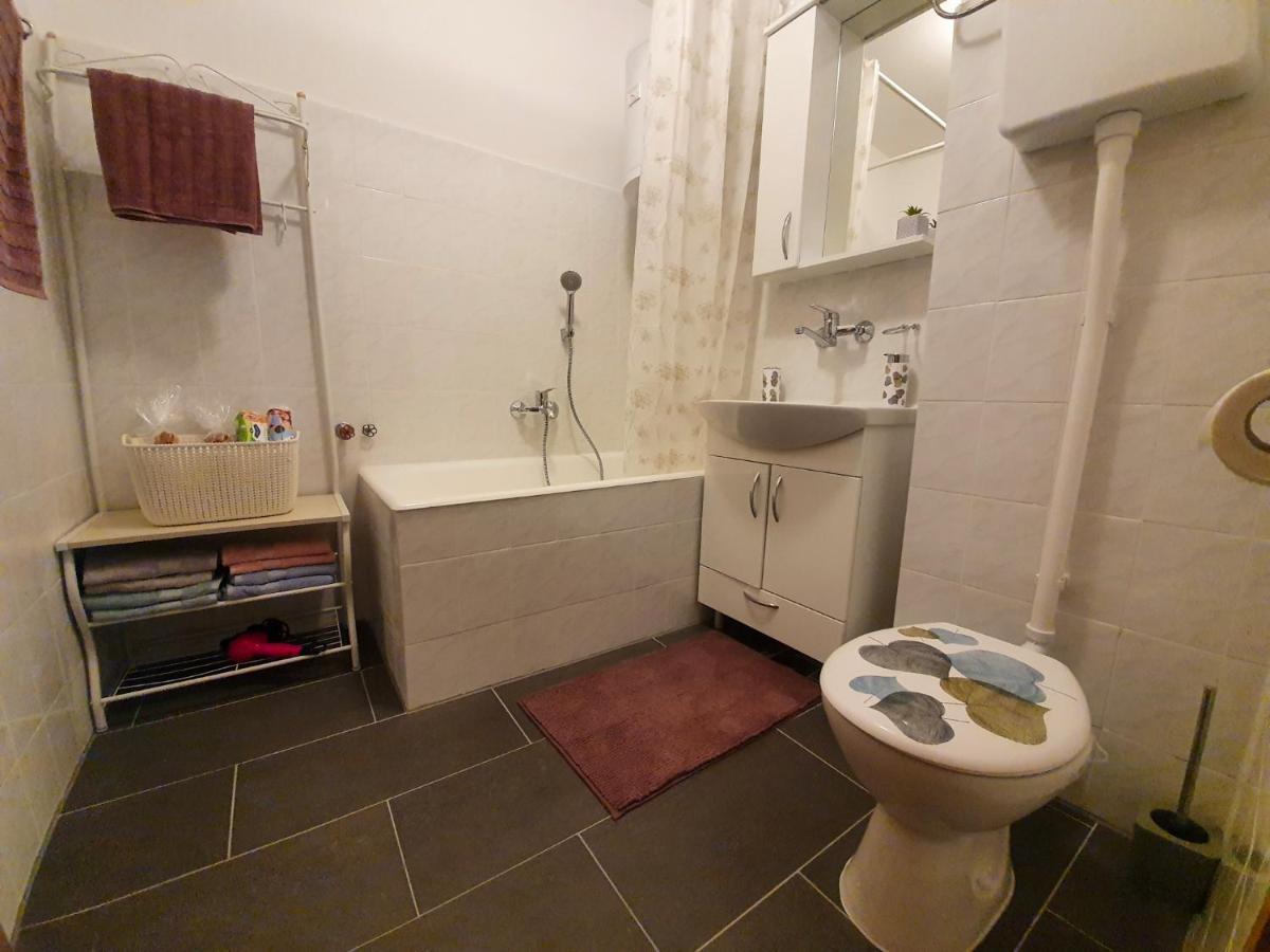 Apartman Ante Livno Exteriör bild
