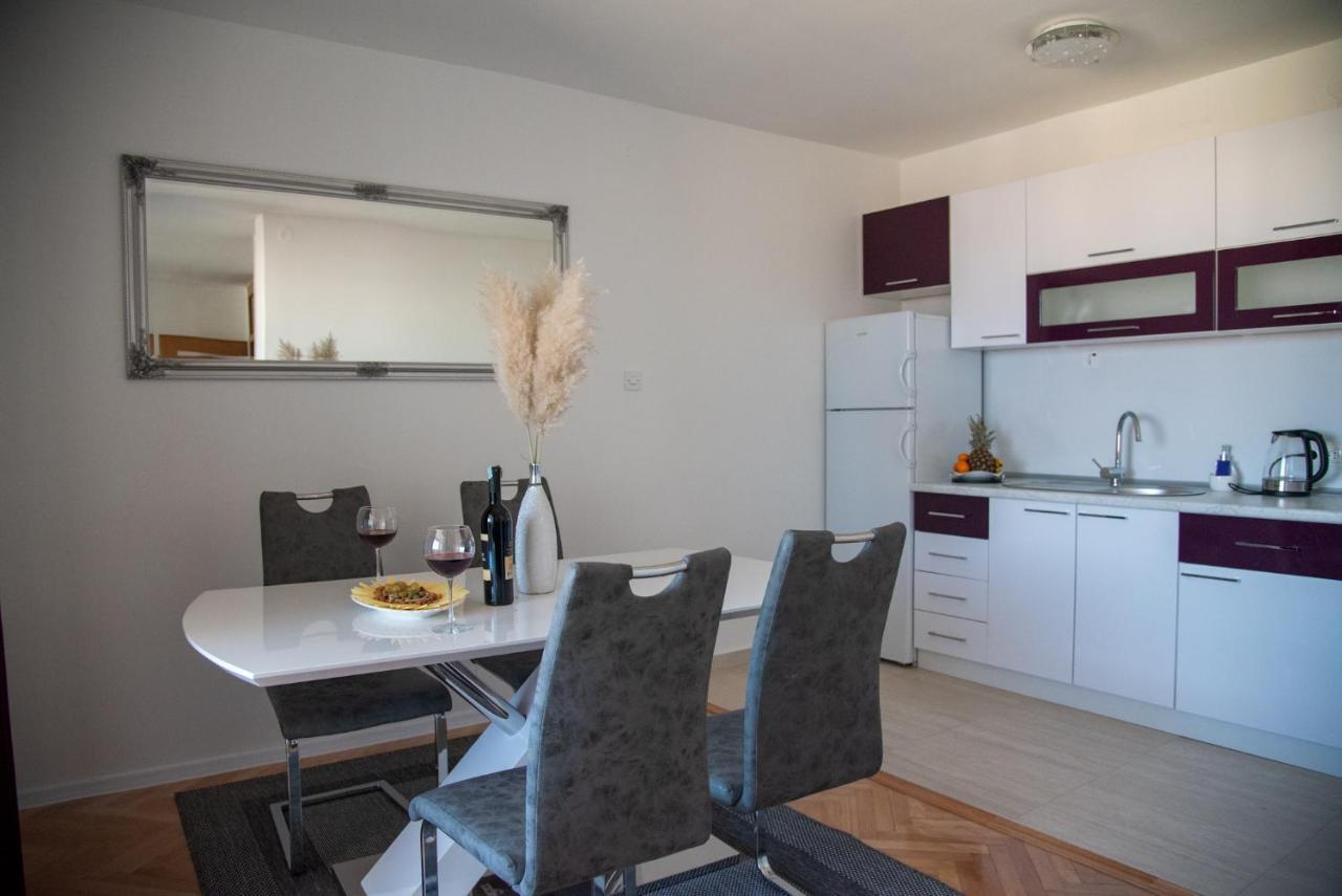 Apartman Ante Livno Exteriör bild