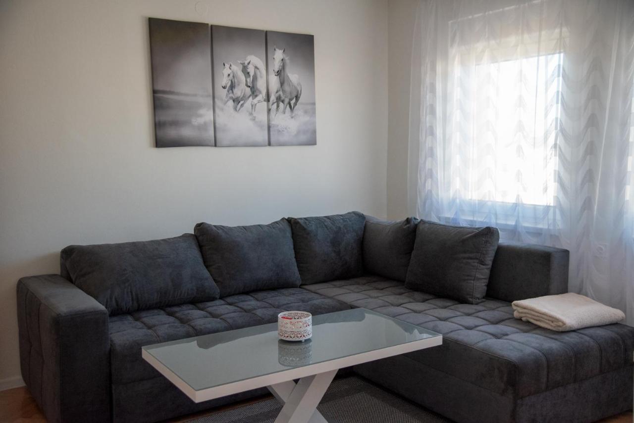 Apartman Ante Livno Exteriör bild